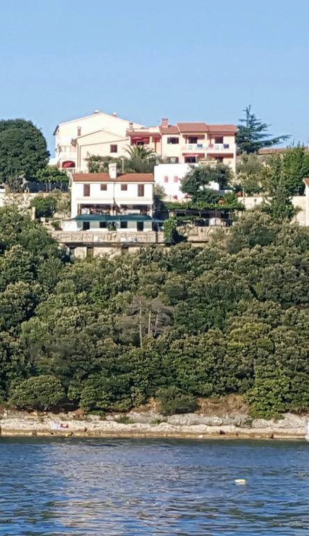 Apartments Alenka By The Sea Labin  Exterior foto